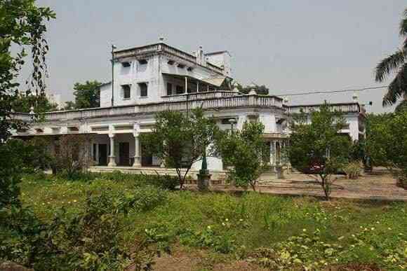 Amitabh Bachchan House