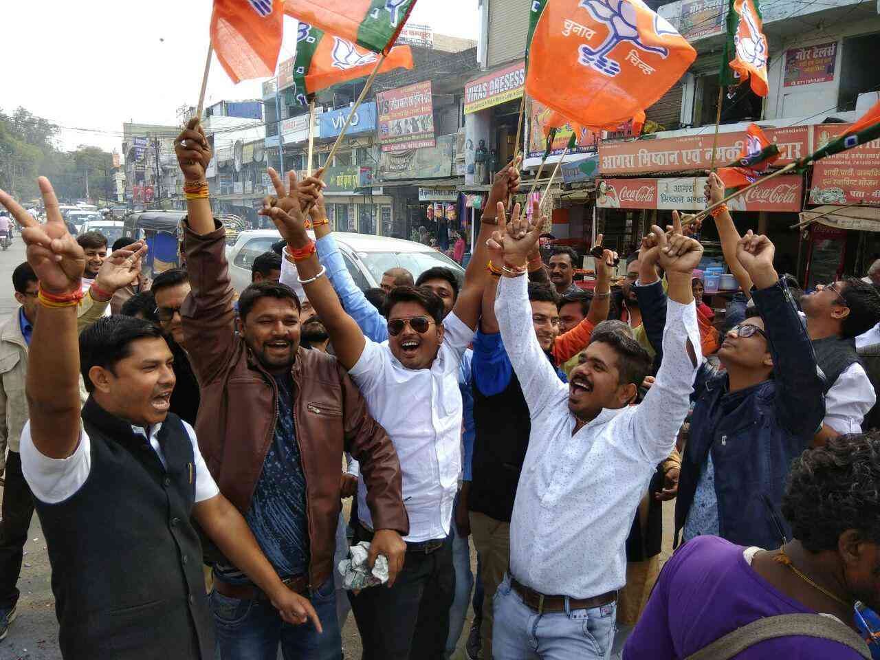 GujaratHimanchal Pradesh Election Result 2017 Wining Party Celebration