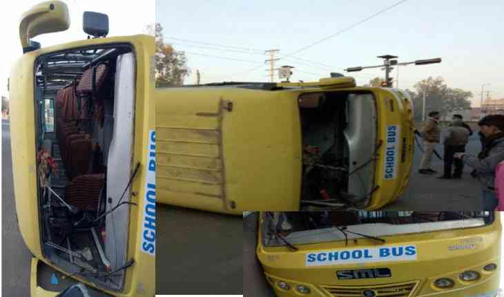 bus accident,school bus ,school bus accident