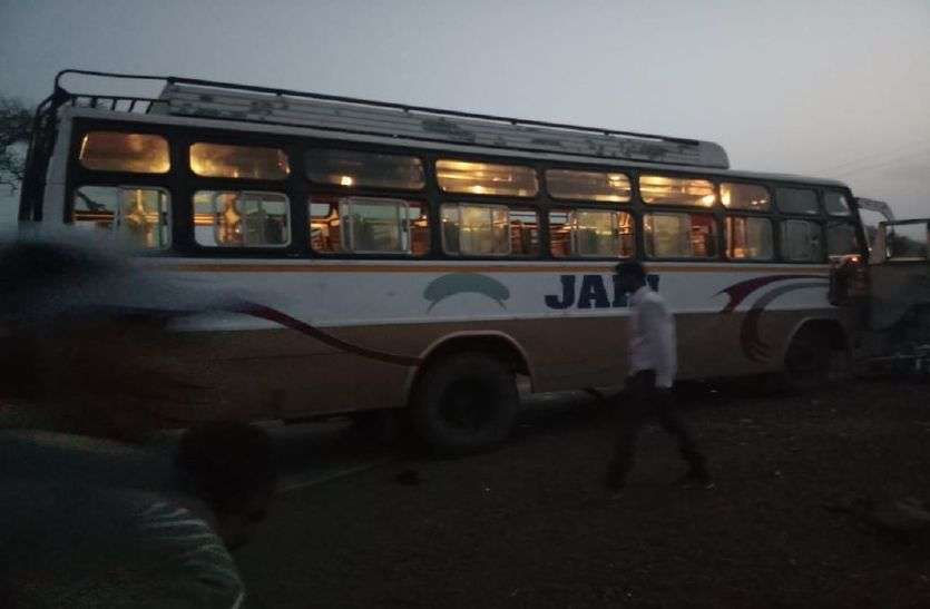 After the baby crush in Ratlam, the angry mob fired on the bus