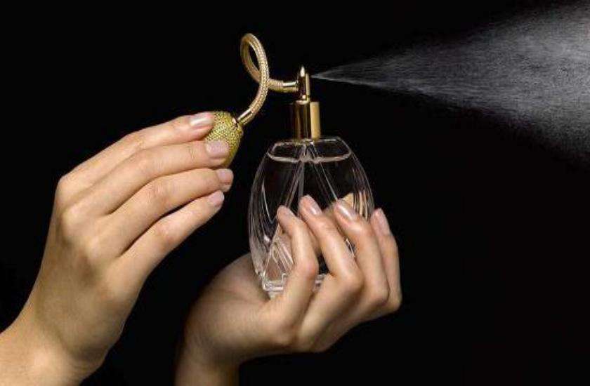 Spirits attracted by perfume