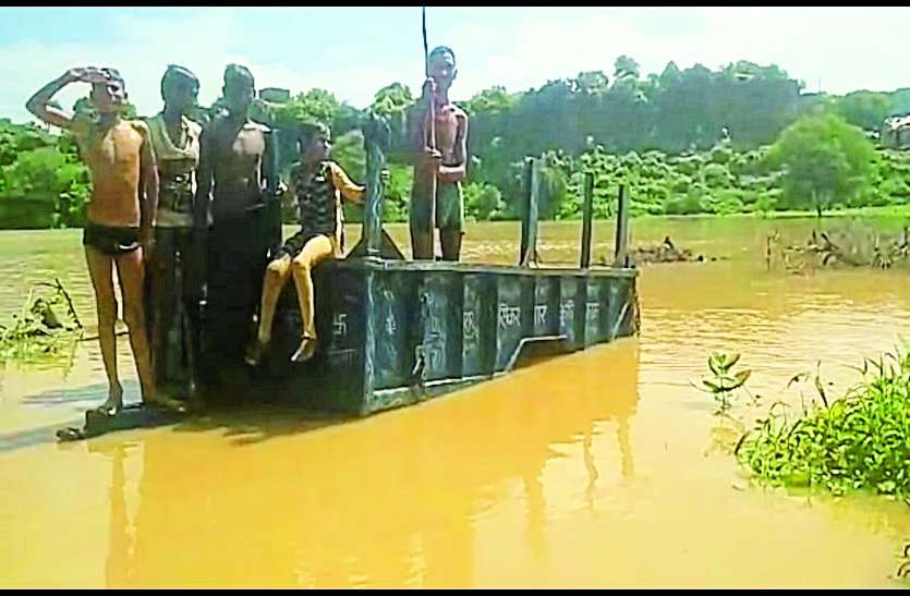 33 villages in danger zone of sindh river
