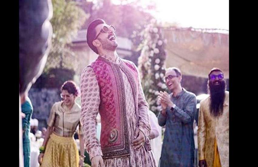 deepika-padukone-and-ranveer-singh-20-wedding-photos-viral