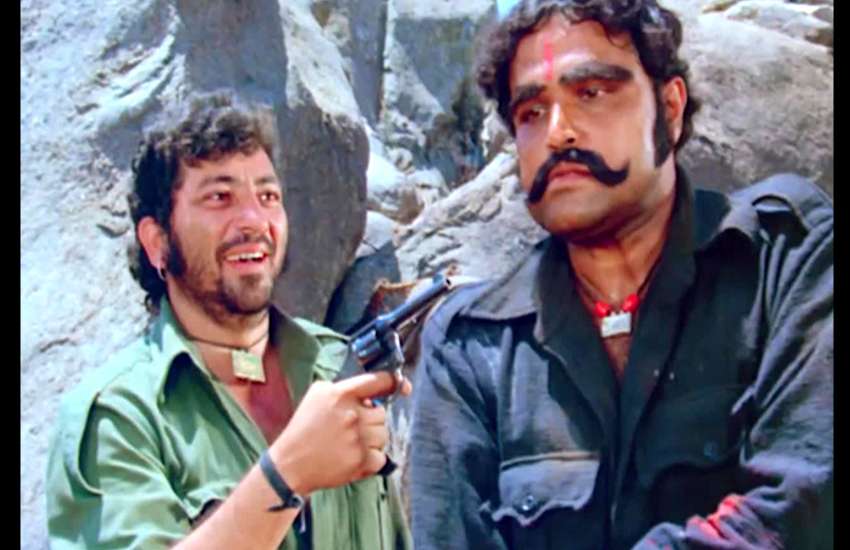 dharmendra-movie-sholey-release-in-pakistan-after-40-years-story