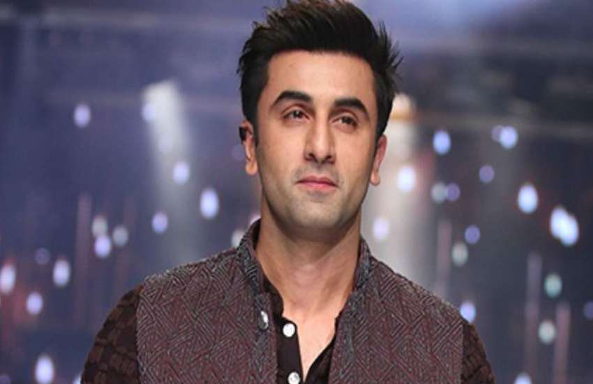 Ranbir kapoor does not like to share photos on instagram