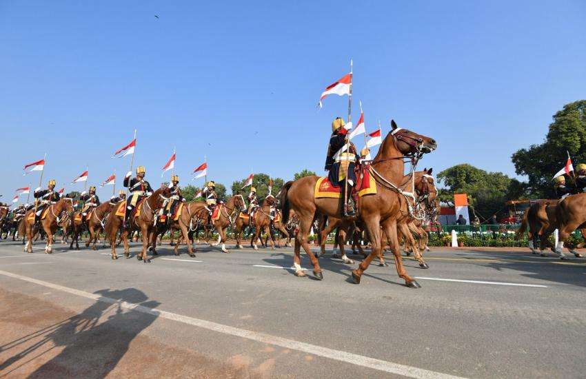 गणतंत्र दिवस: राजपथ पर दिखा मनमोहक तस्वीरें
