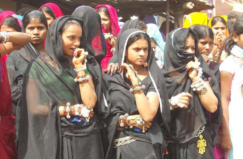 shivpuri village khurai bhagoriya festival celebration 2019