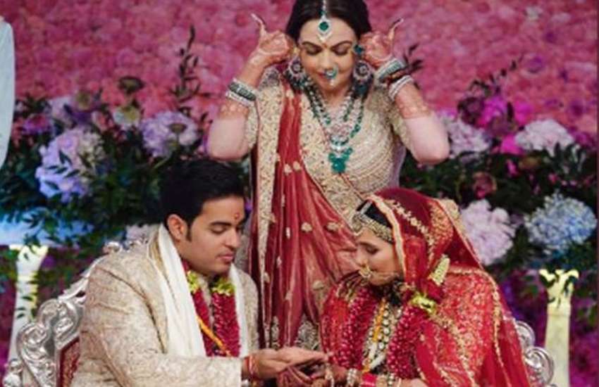 did-mukesh-ambani-use-armed-force-in-his-son-akash-wedding-know-truth