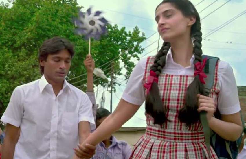 bollywood-actresses-wear-school-dress-in-movies