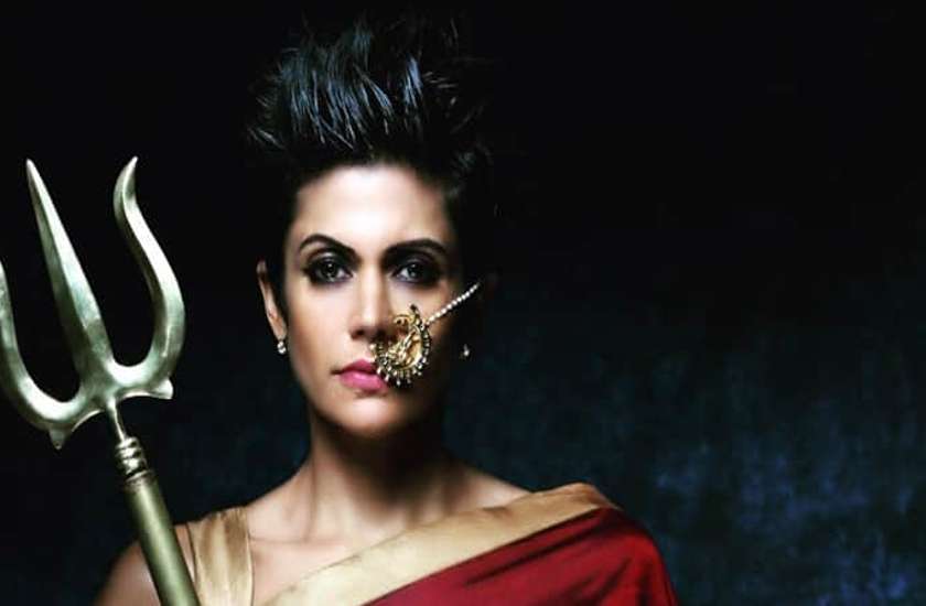 happy-birthday-mandira-bedi-know-intresting-facts-about-her