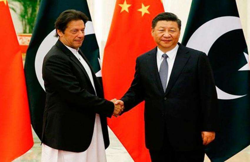 पाक पीएम इमरान खान ने राष्ट्रपति शी जिनपिंग से की मुलाकात, कई समझौतों पर चर्चा
