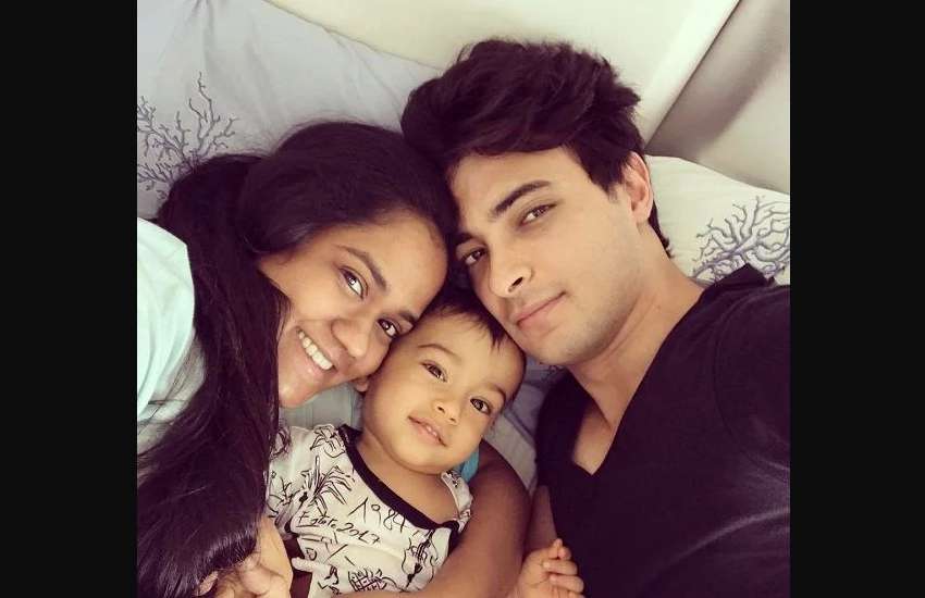 Aayush Sharma with family