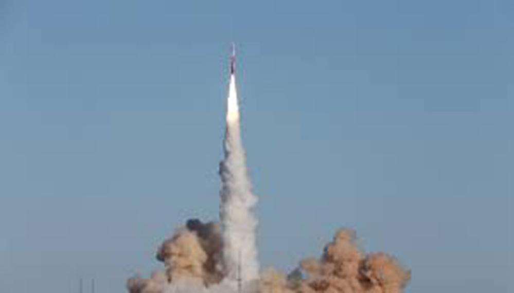 चीन रॉकेट लॉंच