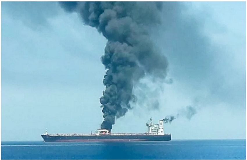 ओमान की खाड़ी में तेल टैंकर पर हमला