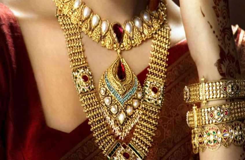 gold polished jewellery trends