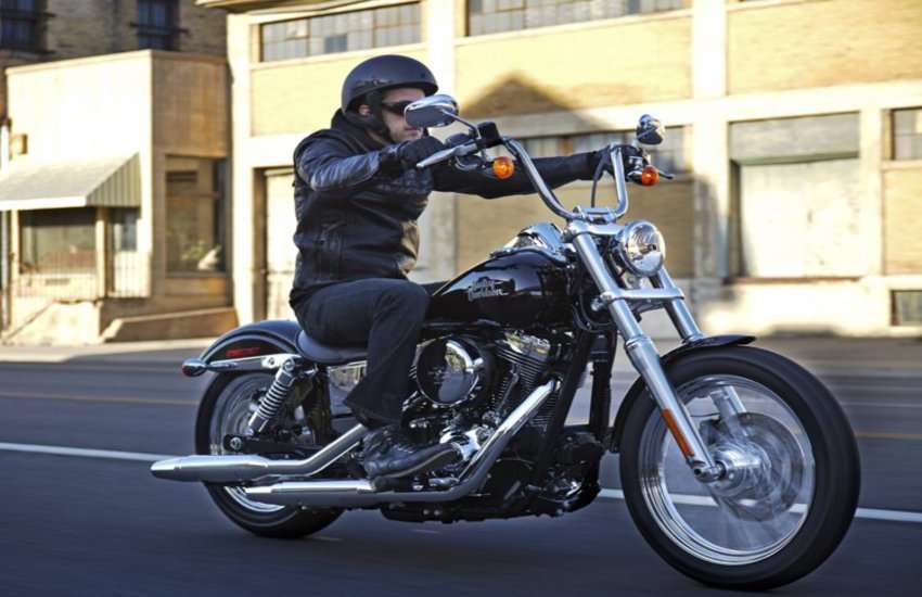 Royal Enfield Bullet को टक्कर देगी Harley Davidson की 338cc की बाइक, कीमत भी होगी बेहद कम