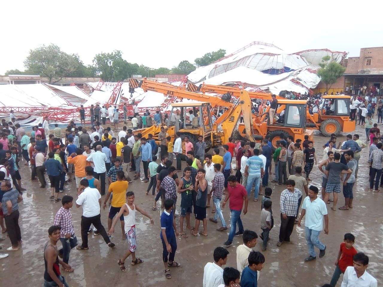 pandal collapse in barmer