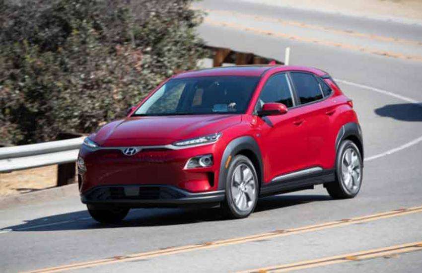 Kona Electric SUV: वेंटिलेटेड सीट्स से लेकर जबरदस्त लुक्स तक, बेहद ख़ास है Hyundai की पहली इलेक्ट्रिक कार