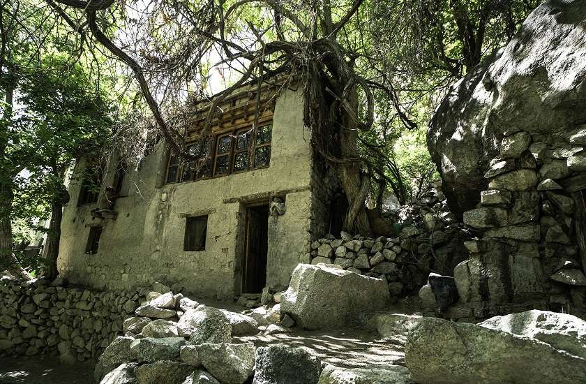 ladakh garkon village house