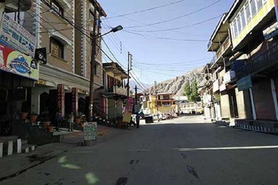 All is not well in Kashmir, Stone pelting in Srinagar