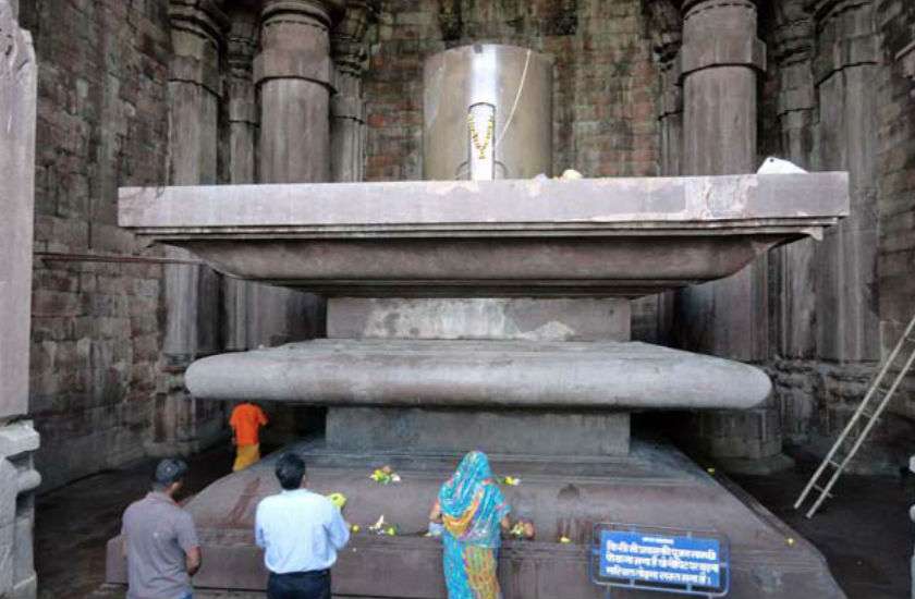 bhojeshwar temple