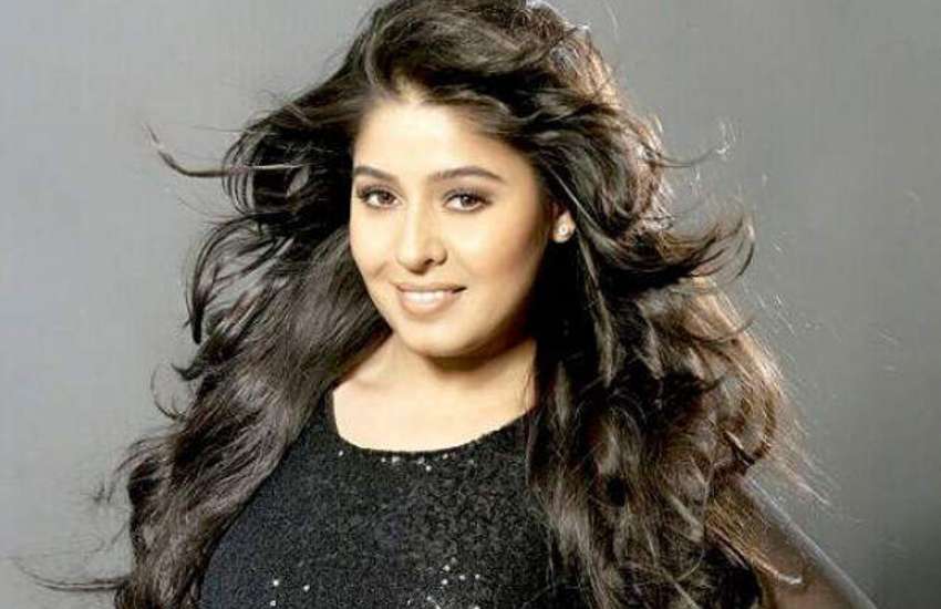 birthday-special-sunidhi-chauhan-lifestory-unknown-facts
