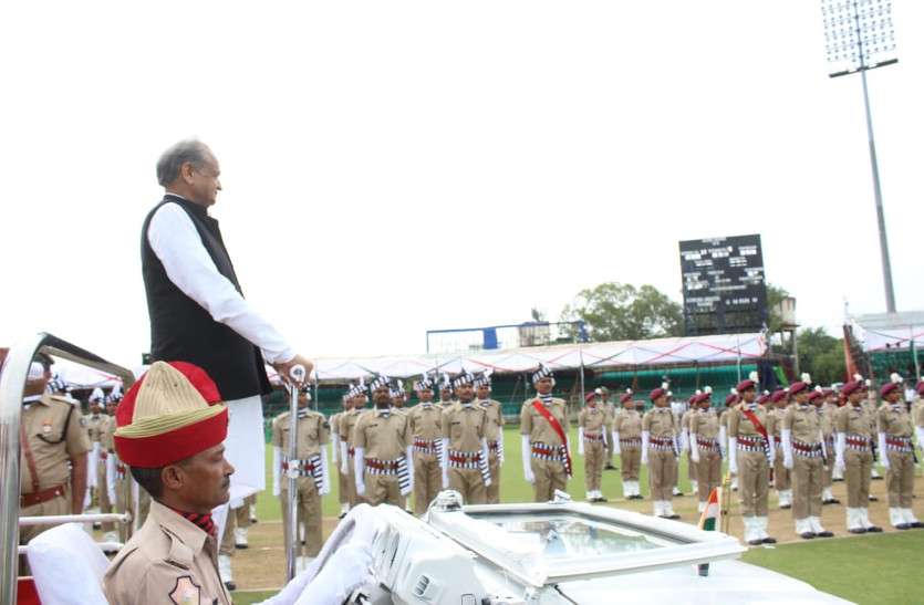 CM Gehlot Hoisted Flag, Greeted On Rakshabandhan And Independence Day