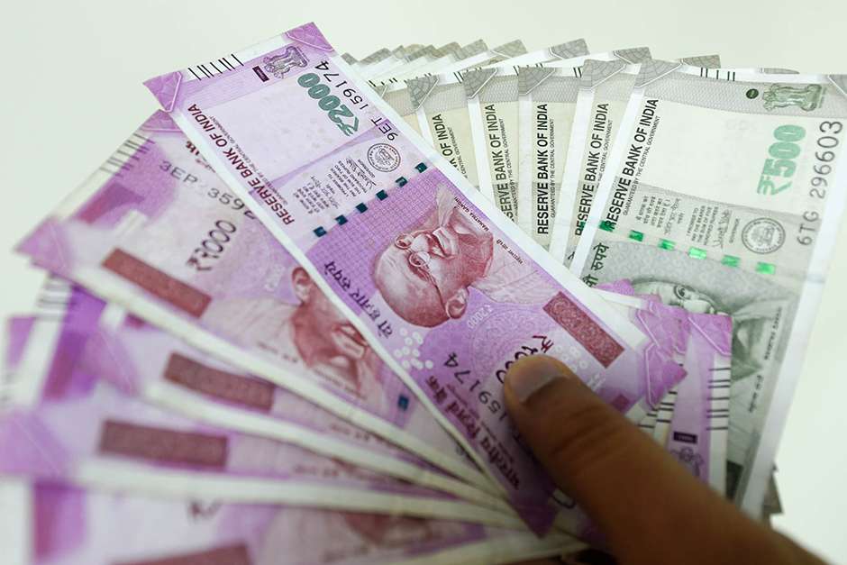 indian_currency111.jpg