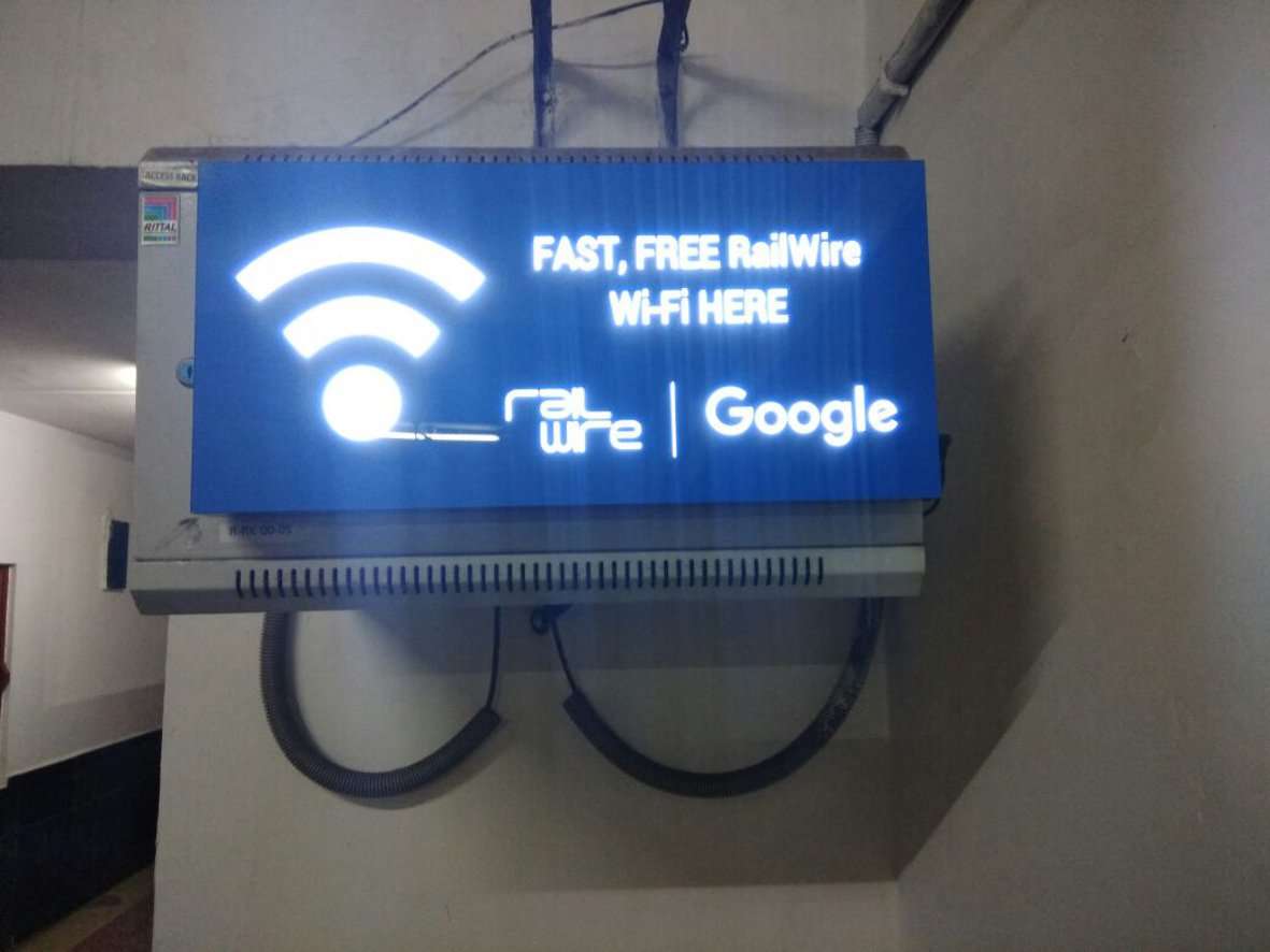 Bi-Fi facility at eight railway stations of Bilaspur-Katni rail route