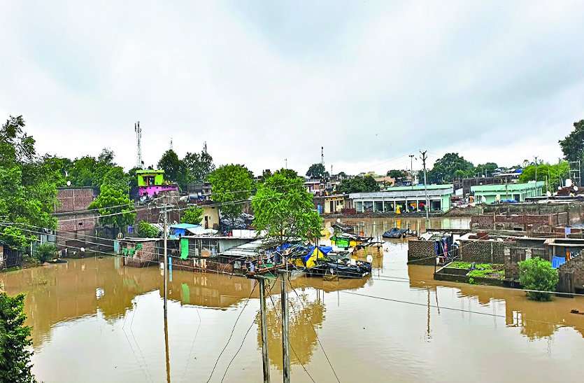 बारिश से MP हुआ तरबतर: फिर खड़ी हुई मुसीबत जिलेेभर के रास्ते हुए बंद-जानें अपने क्षेत्र का हाल