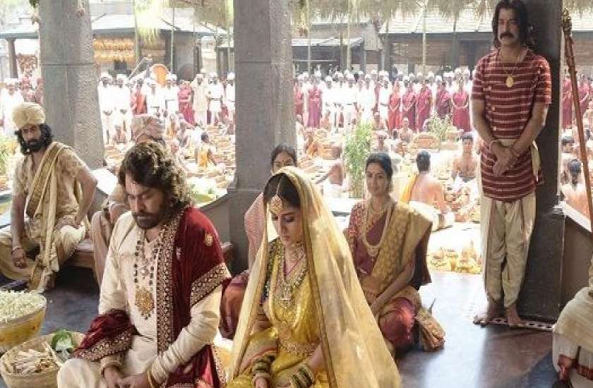 Sye Raa Narasimha Reddy Movie Review: जानें कैसी है देशभक्ति पर आधारित 1857 के पहले महायुद्ध की गाथा, जानें मूवी रिव्यू