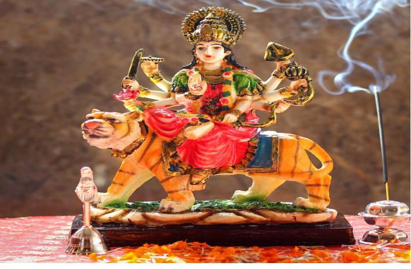 नवरात्रि की नवमी तिथि की रात कर लें केवल ये 3 उपाय, बढ़ेंगी धन आवक, हो जाएंगे मालामाल