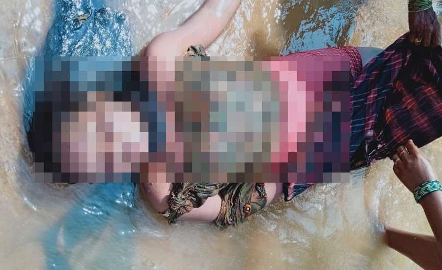 Breaking News: नदी में नहाने गए बच्चों ने अचानक युवती की नग्न लाश देखी तो..., माता-पिता बोले- दुष्कर्म के बाद की गई है हत्या