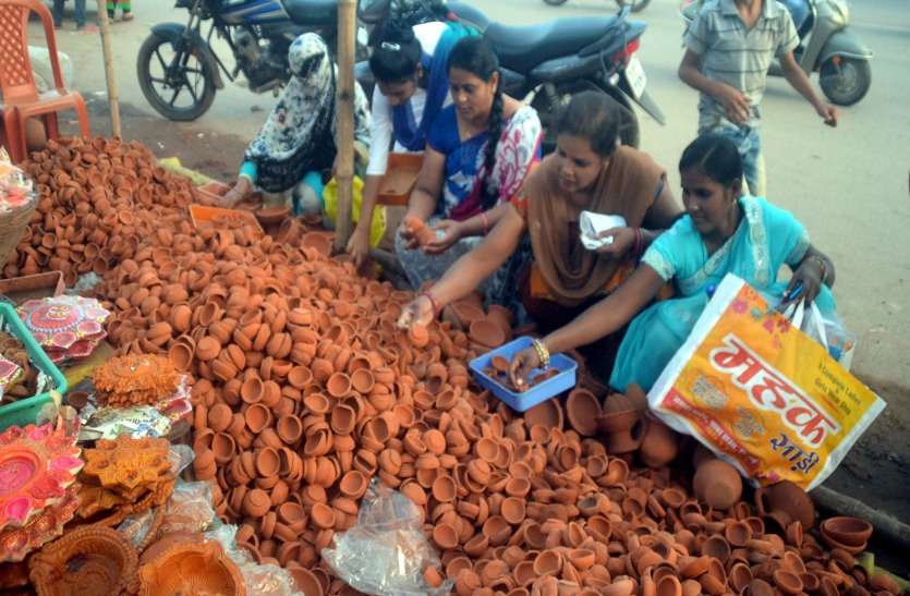 बाजारों में दीपावली तक पुलिस की तैनाती, साह्रश्वताहिक अवकाश रद्द