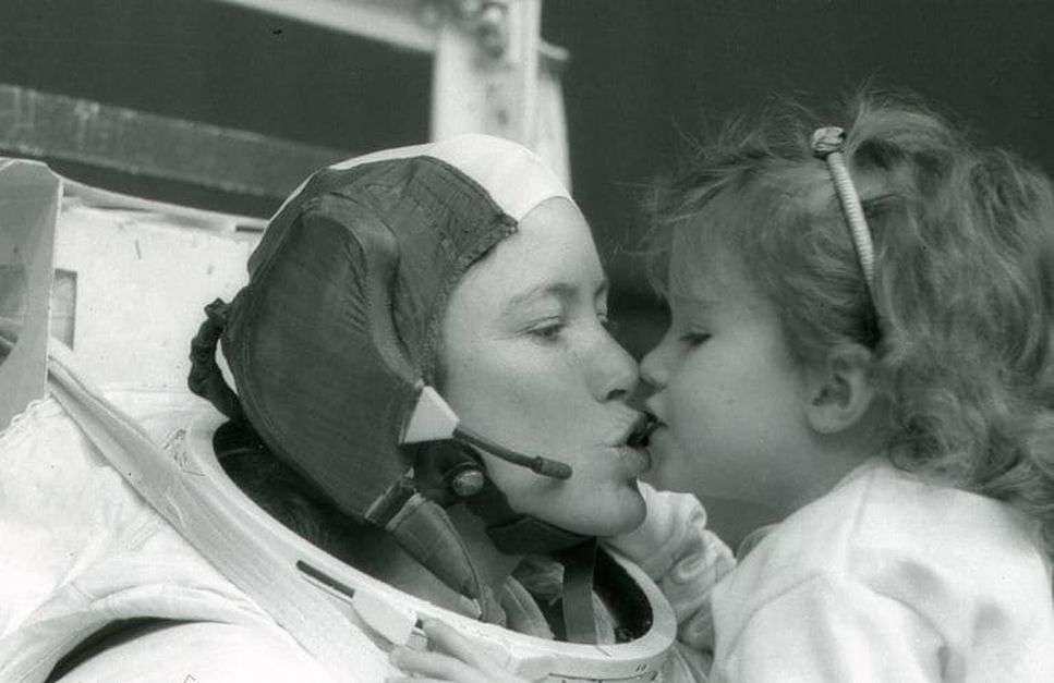 35 साल पहले अंतरिक्ष में जाने वाली पहली 'मदर एस्ट्रोनॉट' थीं एना