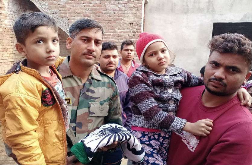 यूपी के रहने वाले सैनिक की राजस्थान में सड़क हादसे के दौरान मौत