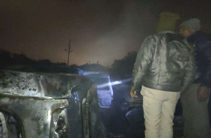 Fire in automobile sector of gwalior trade fair