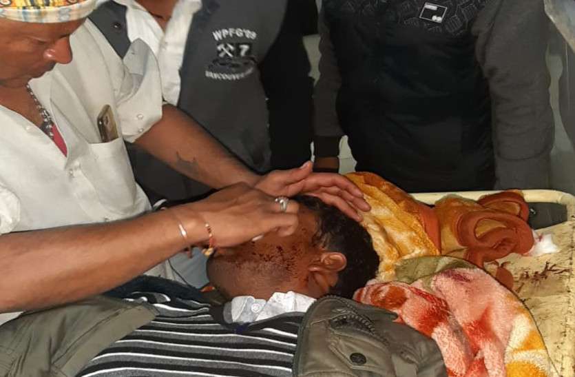 Bus Accident : मतदान दल के 12 कर्मचारियों को गंभीर चोटें, बिलासपुर रेफर
