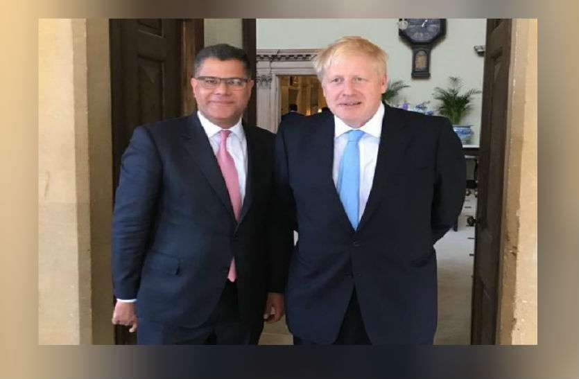 Alok sharma with Boris Johnson