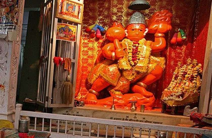 मंगलवार हनुमान मंदिर में कर लें ये काम, बदल जाएगी खराब ग्रहों की चाल