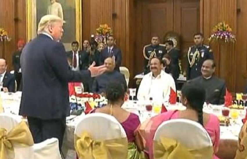 राष्ट्रपति ट्रम्प के सम्मान में आयोजित भोज में शामिल हुए स्पीकर बिरला