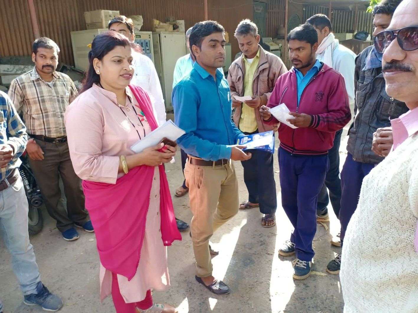 जेसी बैंक चुनाव: मतदाता को मनाने कोई जा रहा गुजरात, तो कोई राजस्थान