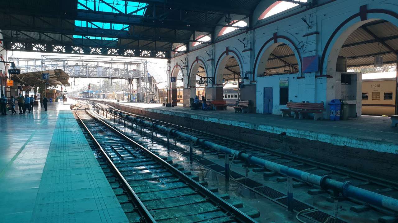 saharanpur_railway_station.jpg