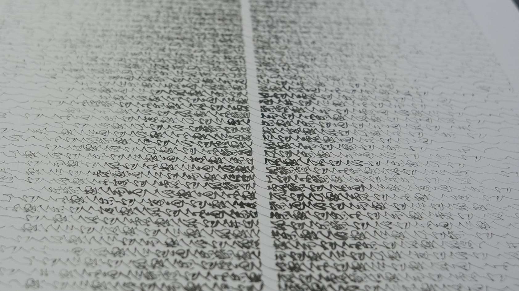 अपनी कैलिग्राफी कला से दुनिया सबसे पुरानी में शुमार लिपि को कर रहीं संरक्षित