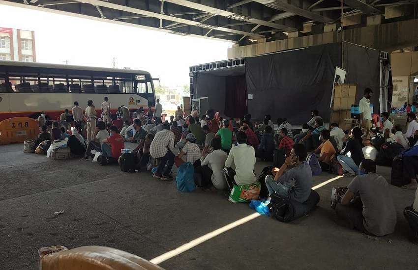 Mumbai Migrant Labour From Bihar : भिवंडी से मधुबनी के लिए विशेष श्रमिक ट्रेन रवाना