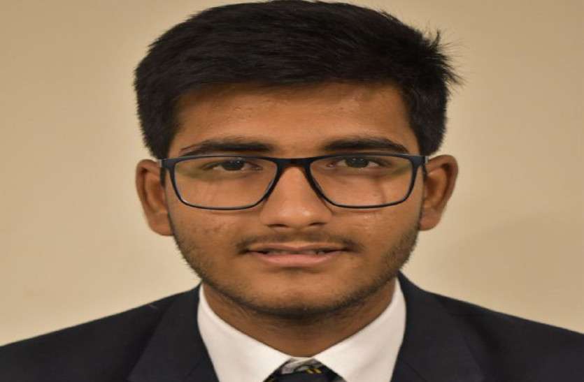 रायपुर के आर्यन को सीबीएसई दसवीं में 98.4 और सात स्टूडेंट्स को मिले 98 परसेंट मार्क्स
