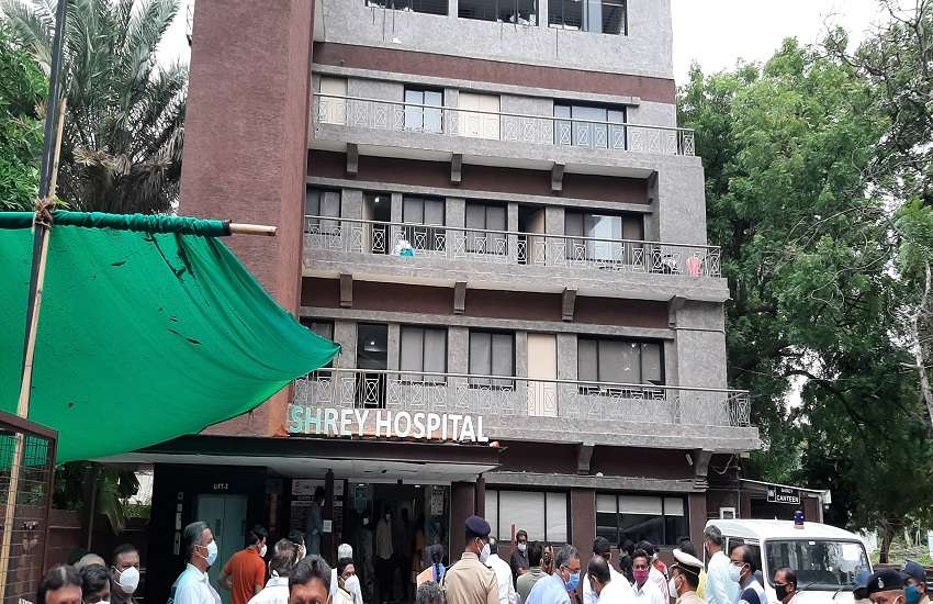 अहमदाबाद के कोविड हॉस्पिटल में आग से इन 8 मरीजों की हुई मौत