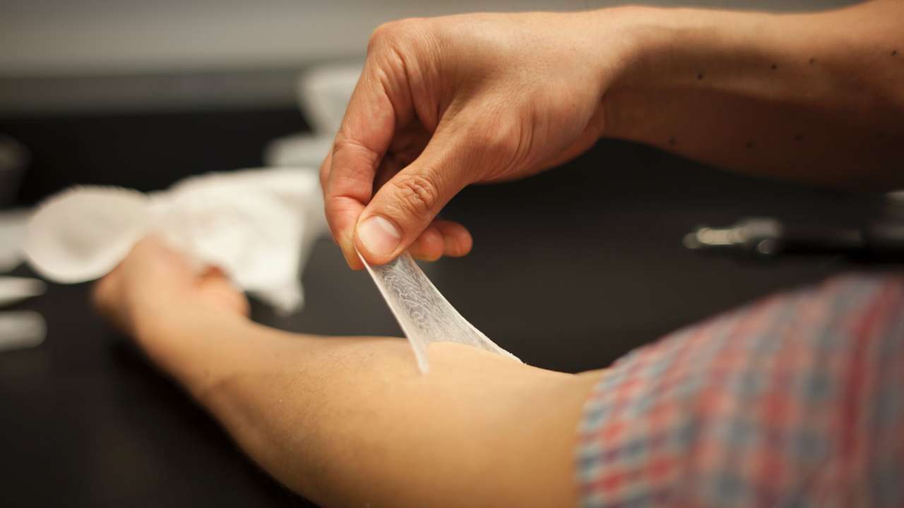 भारतीय महिला वैज्ञानिक ने बनाई ऐसी कृत्रिम त्वचा जिसे महसूस होता है दर्द