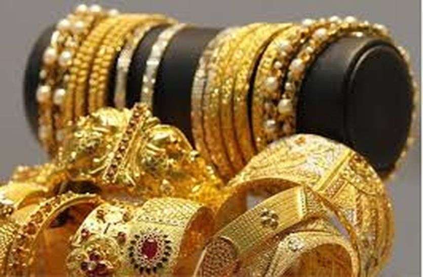 Shopping enthusiasm despite the rise in gold in bhilwara