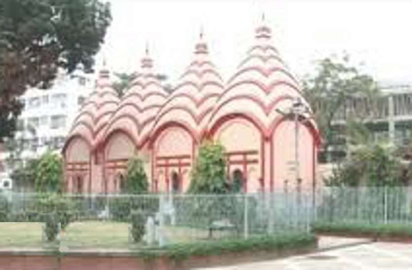 Bangaladesh Dhakeshwari Temple